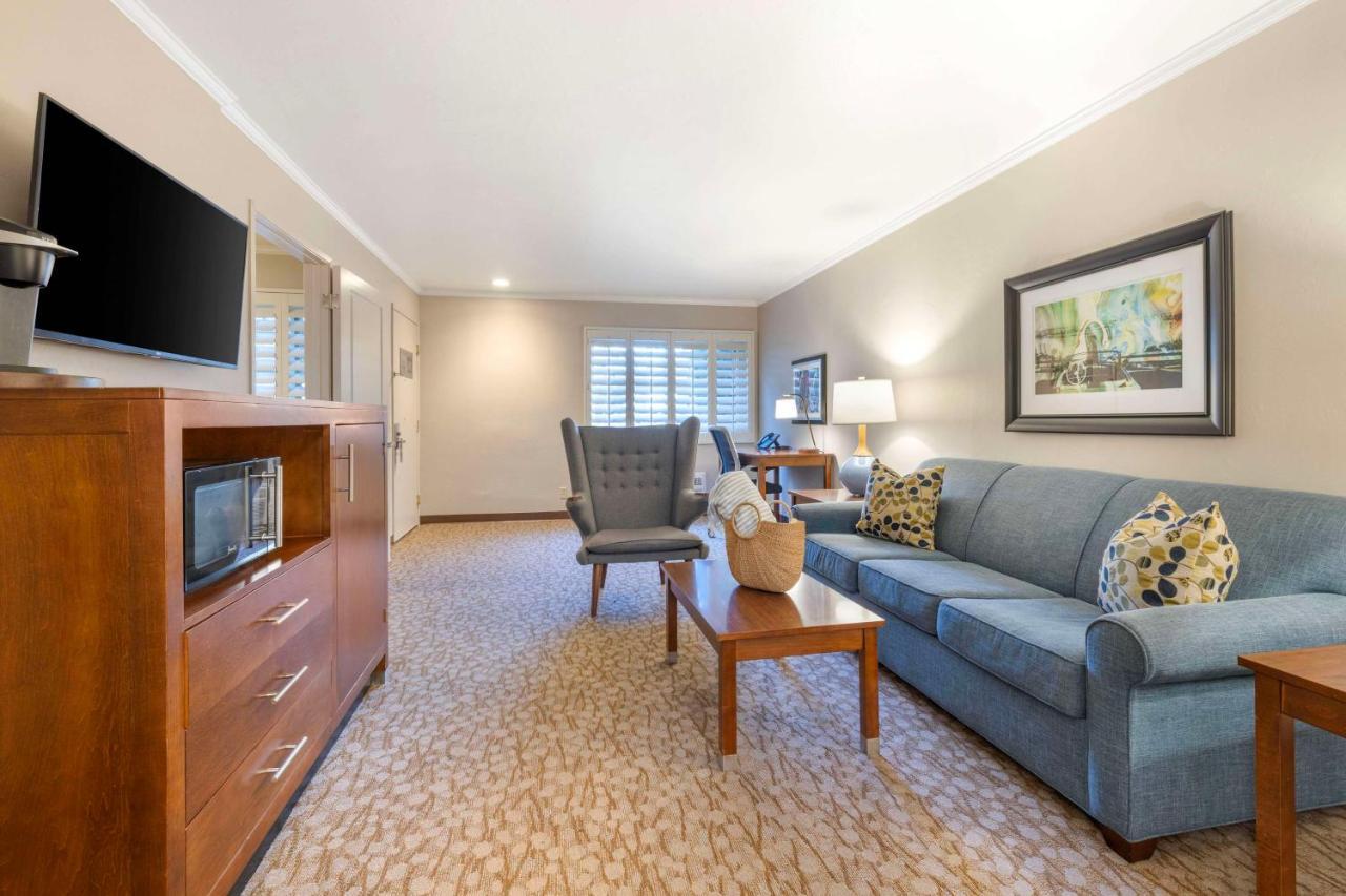Best Western Plus Beach View Hotel Carlsbad